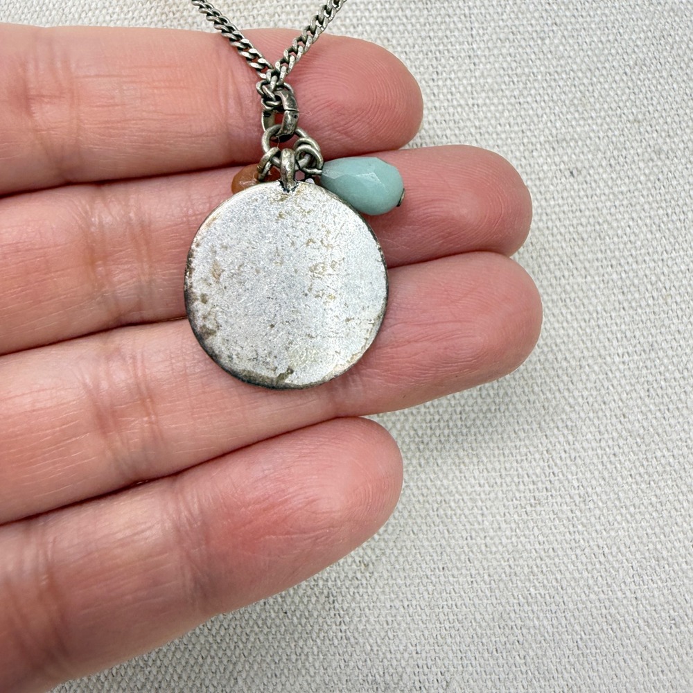 FOSSIL Bird‎ Charm Necklace Silver Tone Dangle Key Lock Pendant Whimsy - Picture 3 of 9